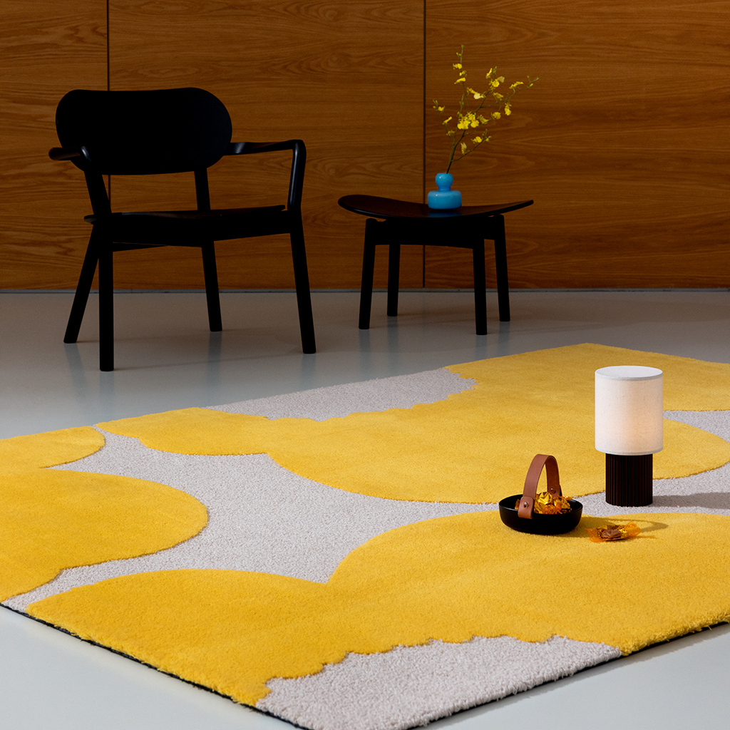 MAR Iso Unikko Yellow 132306 250x350