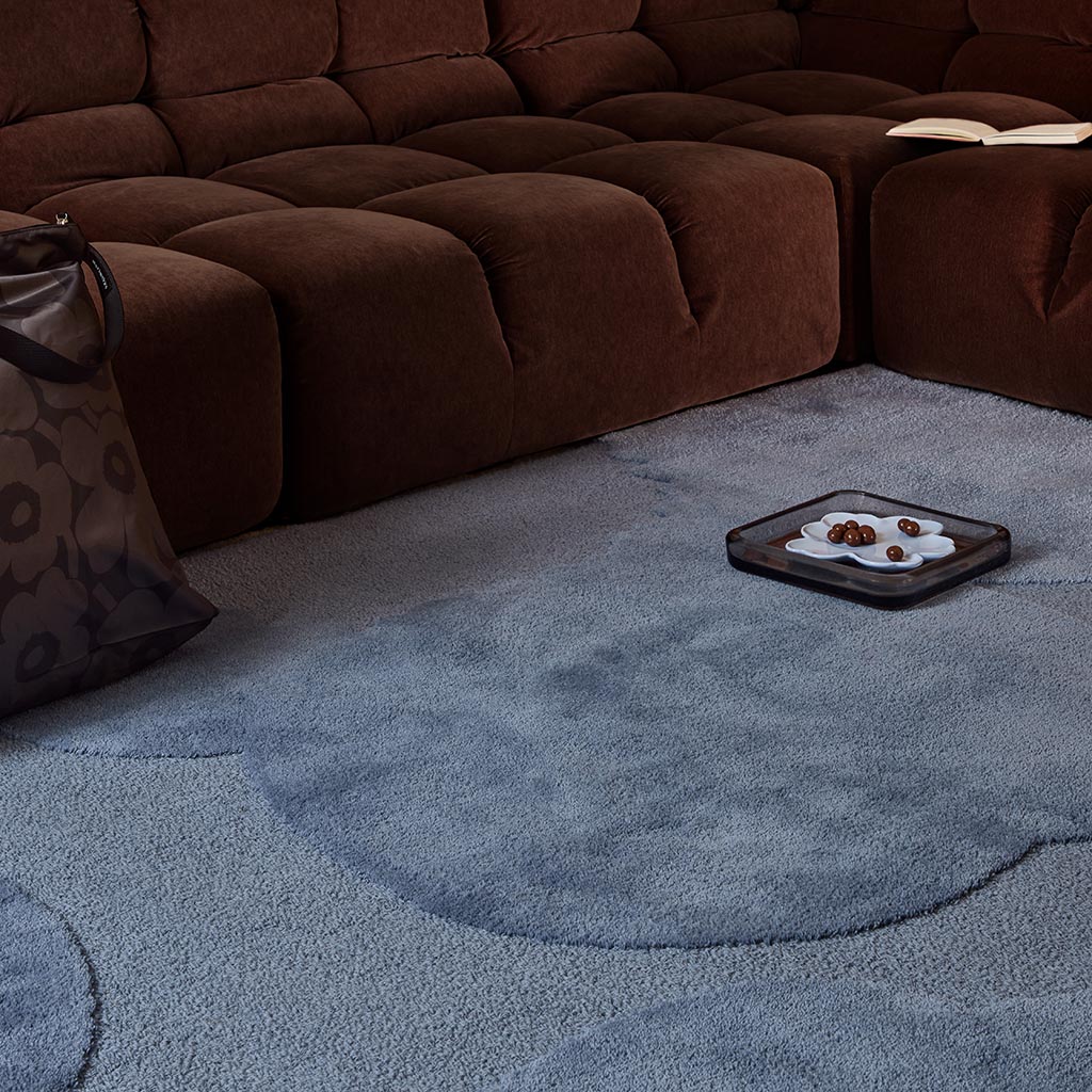 MAR Iso Unikko Dusty Blue 132308 250x350