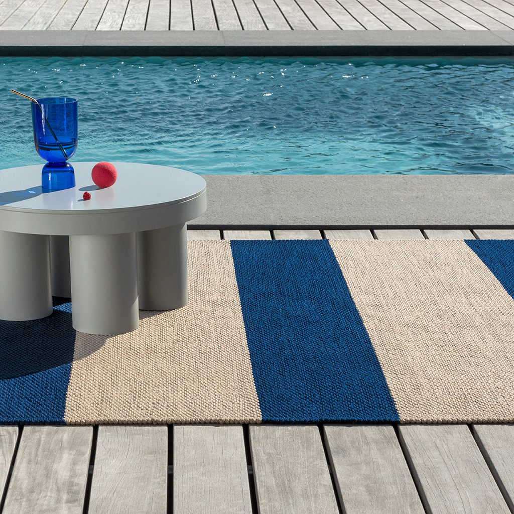 Deck Electric Blue outdoor 496708 250x350